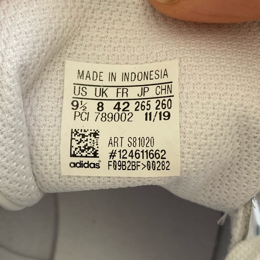 NWB blue Stan Smith sneakers, size 9.5. - Picture 9 of 9